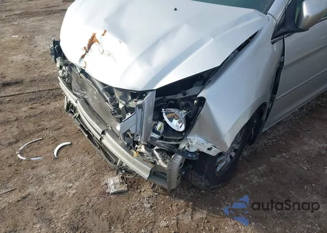 2008 Honda Odyssey Ex z USA, uszkodzony, nr VIN 5FNRL38418B028524